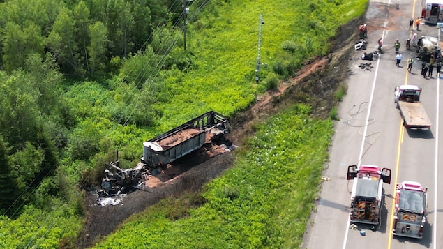 Trois morts dans un accident impliquant une ambulance près du pont de la Confédération