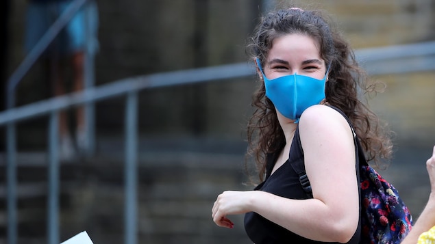 Les Néo-Écossais appuient la fin des mesures sanitaires, mais sont divisés sur le masque