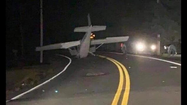 Atterrissage d’urgence sur la route 349 à Saint-Alexis-des-Monts