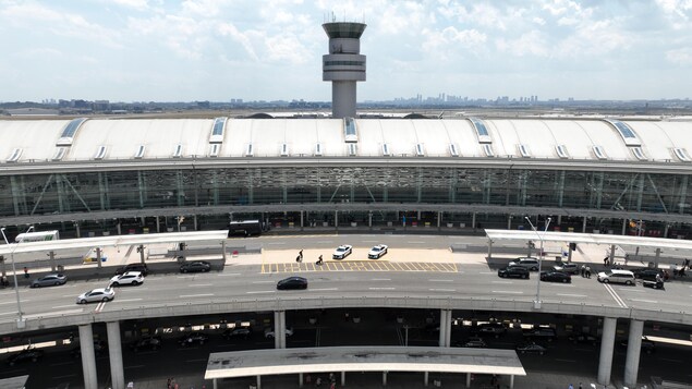 Vol à l’aéroport Pearson de Toronto : des spécialistes dénoncent des défaillances