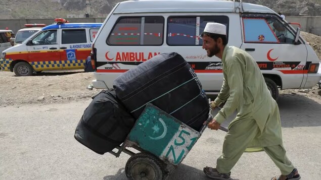 Afghans waiting to come to Canada alarmed as Pakistan again threatens deportations - Vimarsana News