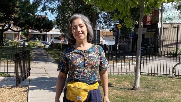 Dans cette élection fédérale de 2021, Alejandra Bravo, d'origine chilienne, du Nouveau parti démocratique (photo) et Julie Dzerowicz, du Parti libéral, sont presque à égalité dans les intentions de vote.