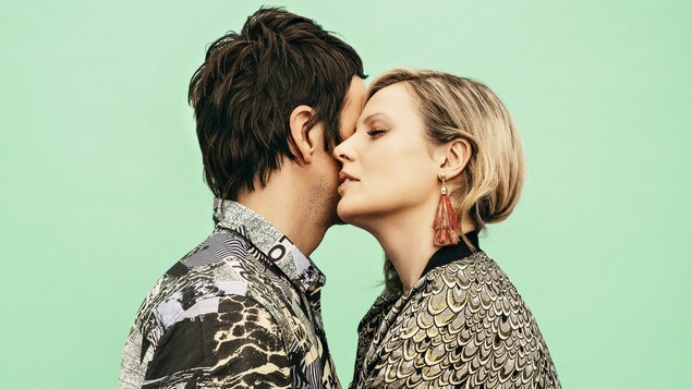 David Bussières et Justine Laberge d'Alfa Rococo prennent la pose pour une série de photos promotionnelles. David Bussières et Justine Laberge d'Alfa Rococo prennent la pose pour une série de photos promotionnelles.