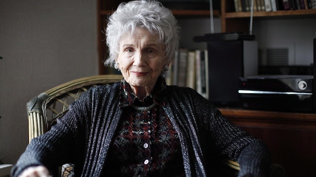 Canadian author Alice Munro is photographed at her daughter Sheila's home during an interview in Victoria, BC Tuesday December 10, 2013. Alice's daughter Jenny received the Nobel Prize in Literature on her mother's behalf during a ceremony in Stockholm, Sweden. THE CANADIAN PRESS/Chad Hipolito
