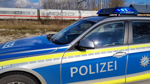 Allemagne : trois blessés graves lors d’une attaque au couteau dans un train