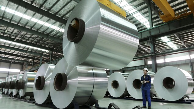 Production d'aluminium dans une usine sidérurgique chinoise. Production d'aluminium dans une usine sidérurgique chinoise.