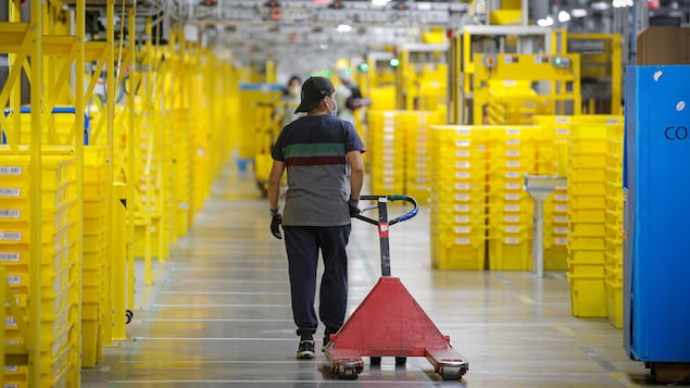 Les employés d’un entrepôt d’Amazon en Alberta tiendront un vote de syndicalisation