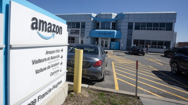 Un edificio de Amazon en Canadá. 