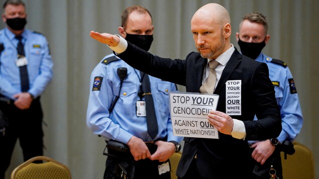 Dix ans après le carnage d’Utøya, Anders Breivik demande sa libération