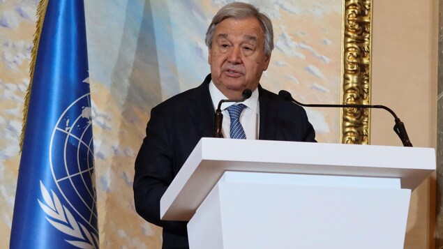 Le Secrétaire général des Nations unies, Antonio Guterres, s'adresse aux journalistes.