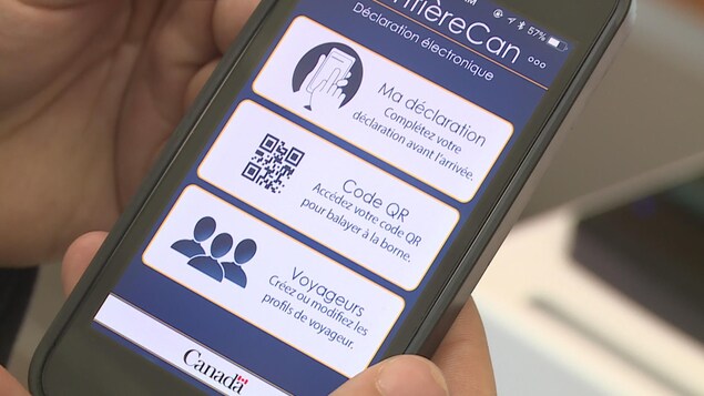 Gros plan sur l'application installée sur un téléphone cellulaire