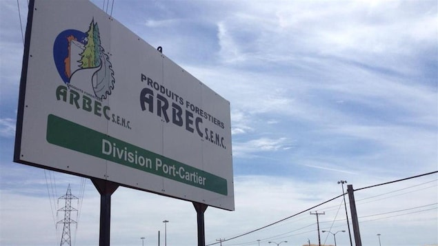 Produits forestiers Arbec à Port-Cartier.