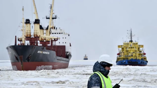 A picture taken in 2016 shows an icebreaker, right, at the port of Sabetta in the Kara Sea shore line on the Yamal Peninsula in the Arctic circle. On Wednesday, the European Union said it plans to seek ban on oil and gas exploration in the Arctic.