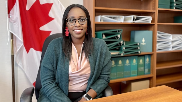 Arielle Kayaba, la réfugiée qui est devenue députée