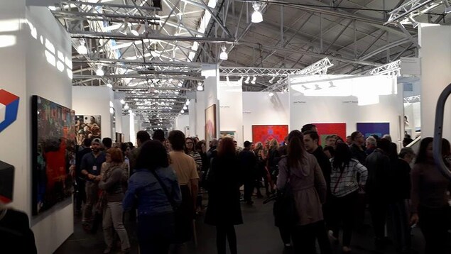 Public au Art Market de San Francisco Public au Art Market de San Francisco