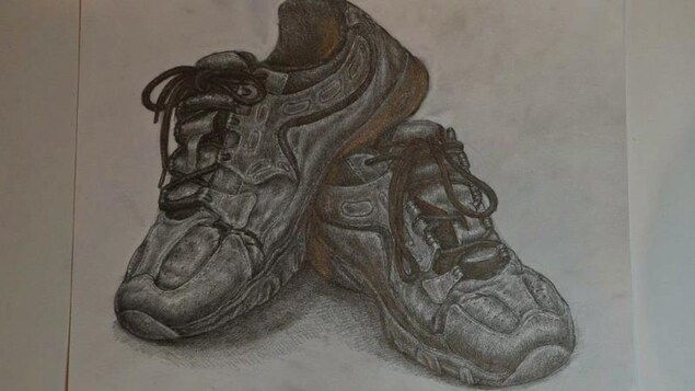 Un dessin d'une paire de souliers.