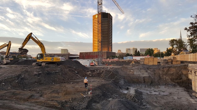 Des artefacts dénichés sur le chantier de la Maison de Radio-Canada désormais accessibles
