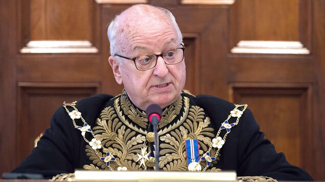 Arthur LeBlanc lit le discours du Trône assis à l'Assemblée législative de la Nouvelle-Écosse le 6 septembre 2018. Arthur LeBlanc lit le discours du Trône assis à l'Assemblée législative de la Nouvelle-Écosse le 6 septembre 2018.