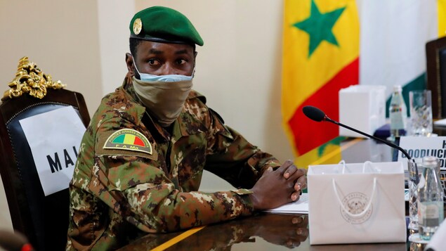 Les militaires veulent garder le pouvoir au Mali, accuse la CÉDÉAO