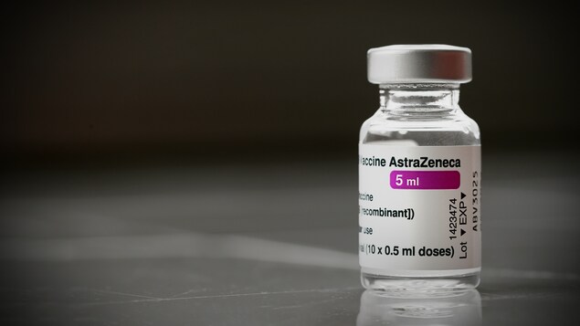 Une fiole du vaccin.