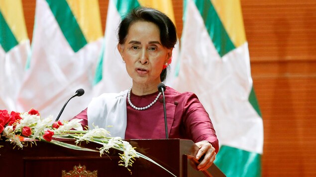 La dirigeante birmane Aung San Suu Kyi s’adresse à la nation à propos de la situation des Rohingyas, le 19 septembre 2017, à Naypyitaw, au Myanmar.