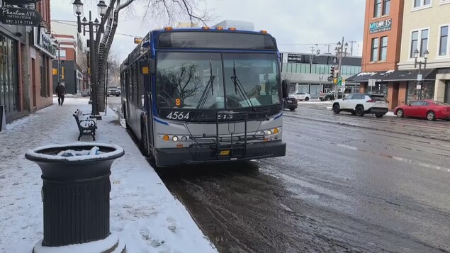 Les Edmontoniens appelés à se prononcer sur les plans pour l’avenue Whyte