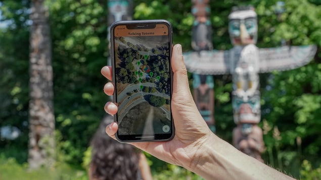 Découvrir les cultures autochtones du parc Stanley depuis son téléphone