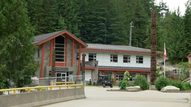 Le centre Kwìkwèxwelhp dans une montagne, près de Vancouver, en Colombie-Britannique. Le centre Kwìkwèxwelhp dans une montagne, près de Vancouver, en Colombie-Britannique.