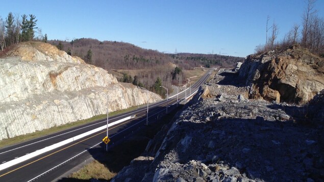 L'autoroute 50 en Outaouais L'autoroute 50 en Outaouais