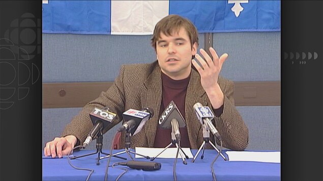 Stéphan Tremblay en conférence de presse en 2003.