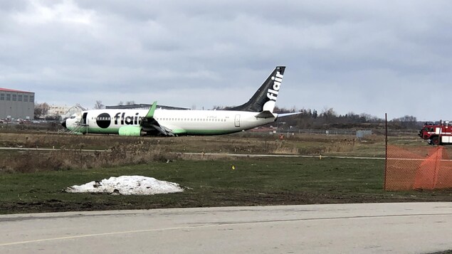 Sortie de piste d’un avion à l’aéroport de Waterloo