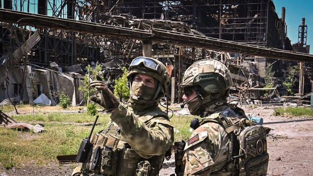 Avec l’armée russe dans les ruines d’Azovstal, symbole du siège de Marioupol