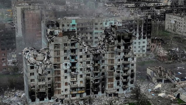 Une vue aérienne de la ville de Bakhmout dans la région de Donetsk.
