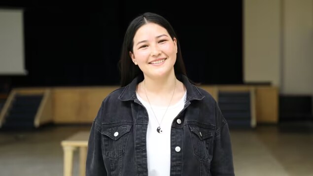 20-year-old Umulbanin (Banin) Arjmand is an Afghan refugee who moved to Saskatoon in October 2021 after the Taliban seized control of her home country. The high school student has won a prestigious Loran Award, valued at $100,000, to attend a Canadian university. (Don Somers/CBC)