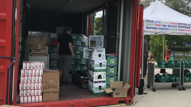 Des denrées alimentaires.