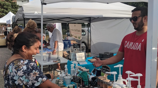La compagnie Bare Market a commencé à vendre ses produits cet été lors de marchés fermiers. La compagnie Bare Market a commencé à vendre ses produits cet été lors de marchés fermiers.