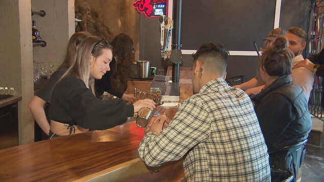 Un retour presque à la normale qui redonne le sourire dans les bars