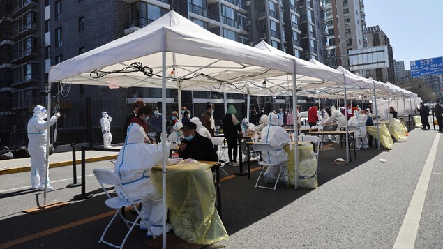 Métropoles confinées et usines à l’arrêt en Chine