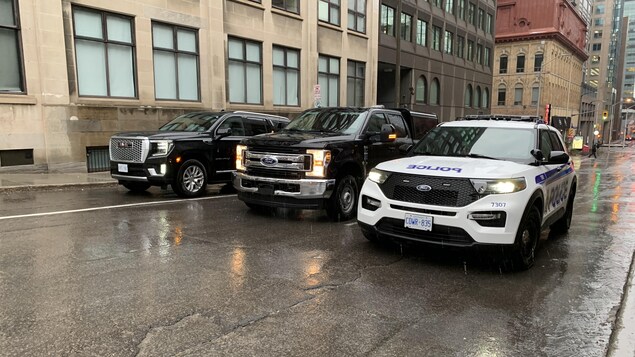 Au 21e jour, l’étau se resserre autour des manifestants à Ottawa