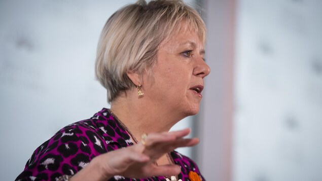 COVID-19 : la C.-B. abandonne la vaccination obligatoire pour les fonctionnaires