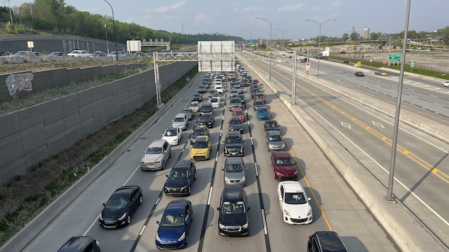 Forte congestion dans l’ouest de Montréal en raison de la fermeture de l’A-20
