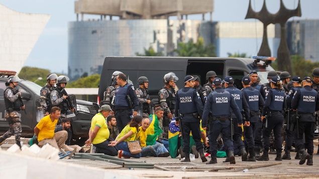 Brazil: Security forces regain control of Congress after riots