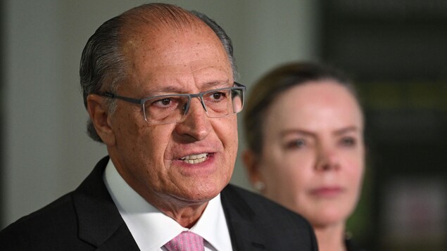 Brésil : Jair Bolsonaro disposé à une bonne transition de pouvoir, dit le VP élu