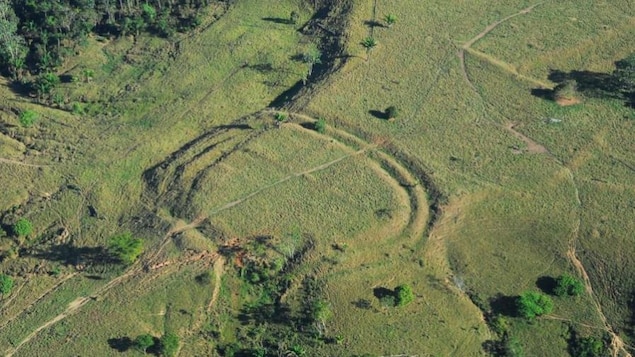 L'une des terrasses découvertes dans l'État d'Acre au Brésil. 