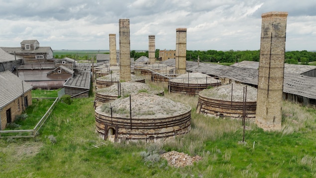 Des passionnés luttent pour sauver une ancienne briqueterie patrimoniale de l’oubli