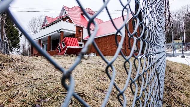 Le terrain du bunker des Hells Angels de Sherbrooke est à vendre pour 775 000 $