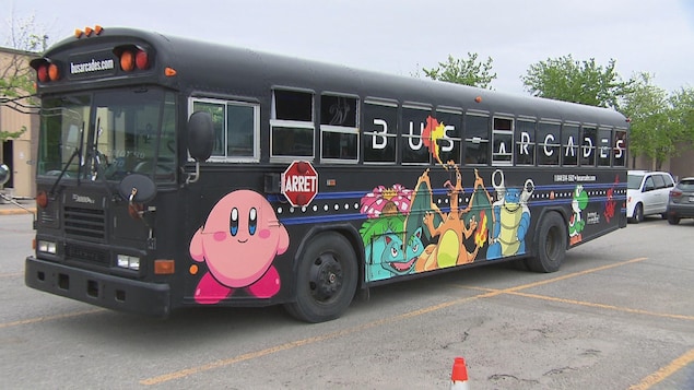 Le Bus-arcades en visite à Saguenay