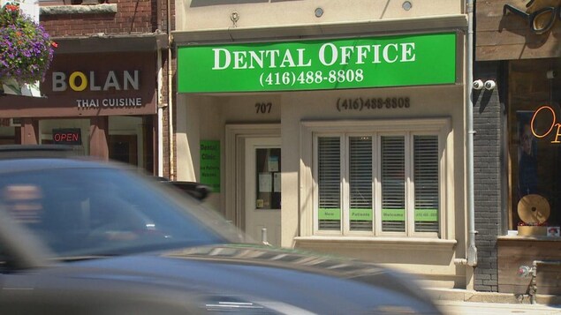 Abandon des accusations d’agression sexuelle contre un dentiste de Toronto