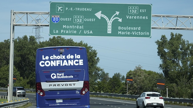Élections au Québec : les caravanes à Montréal en vue des débats