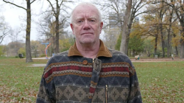 Campbell Alexander, a recent Winnipeg retiree, says he's facing a monthly financial shortfall and is now looking for part-time gigs to get by.